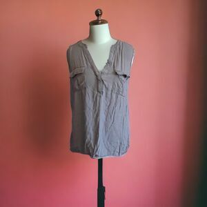 Ava & Viv Sage Green sleeveless top w/ Pockets - 1X